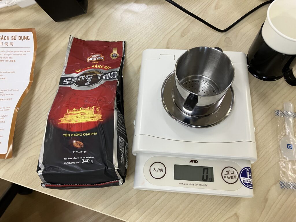 「カフェ・フィン」という専用器具で淹れるらしい